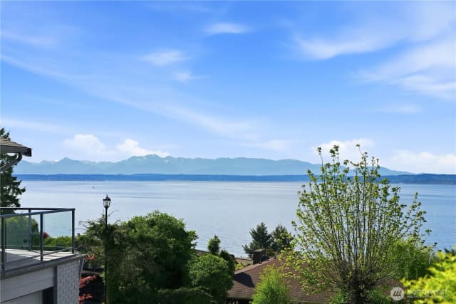 Property photo for 10248 Richwood Avenue Nw, Seattle