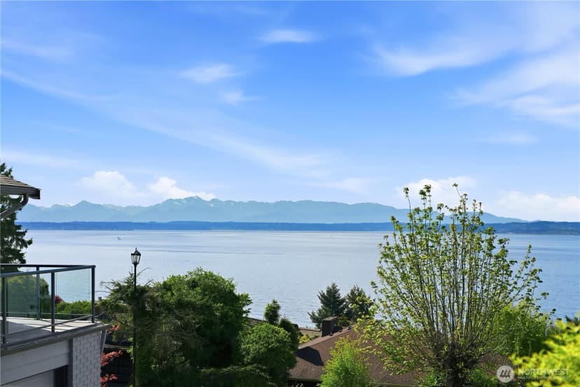 Property photo for 10248 Richwood Avenue Nw, Seattle