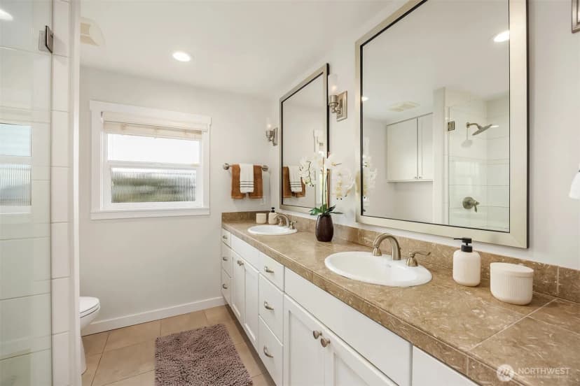 Property photo for 9359 Sunset Way, Bellevue photo 19