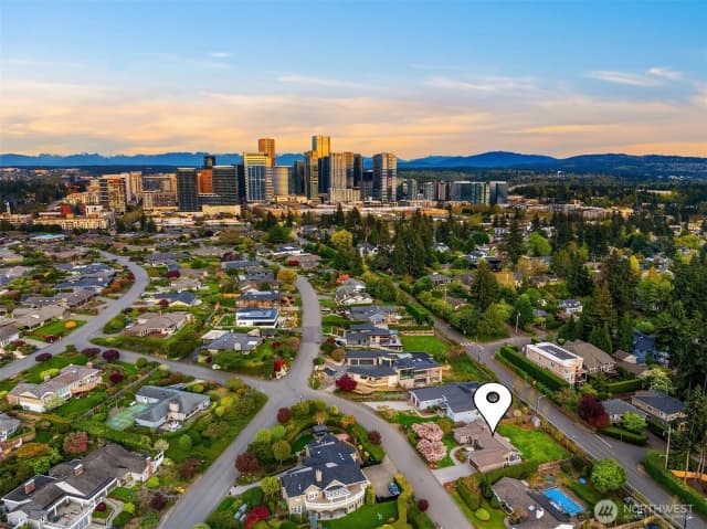 Property photo for 9359 Sunset Way, Bellevue photo 3