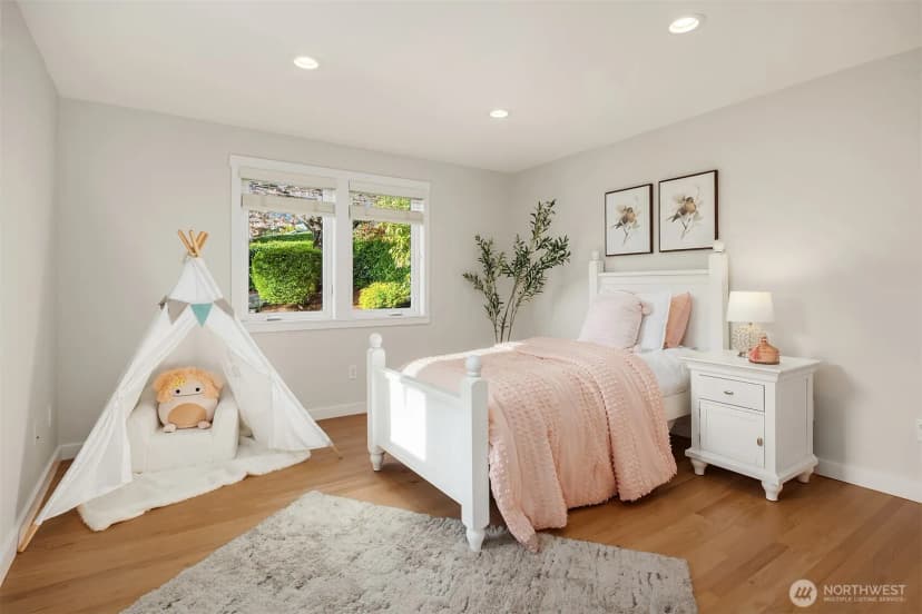 Property photo for 9359 Sunset Way, Bellevue photo 21