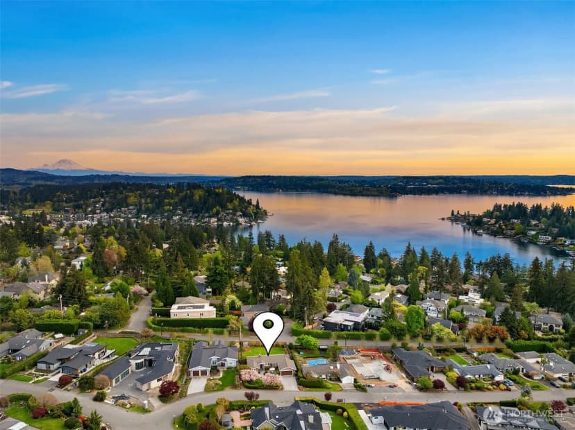 Property photo for 9359 Sunset Way, Bellevue photo 4