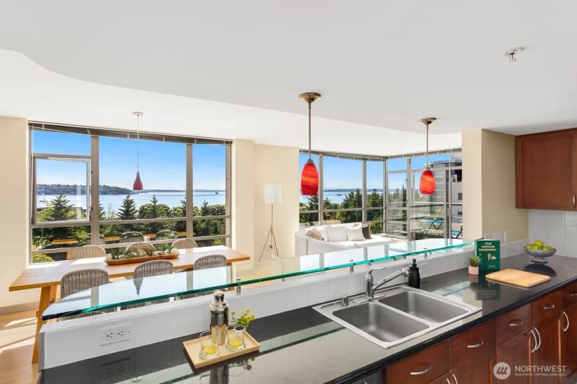 Property photo for 2929 1st Avenue #200, Seattle photo 14