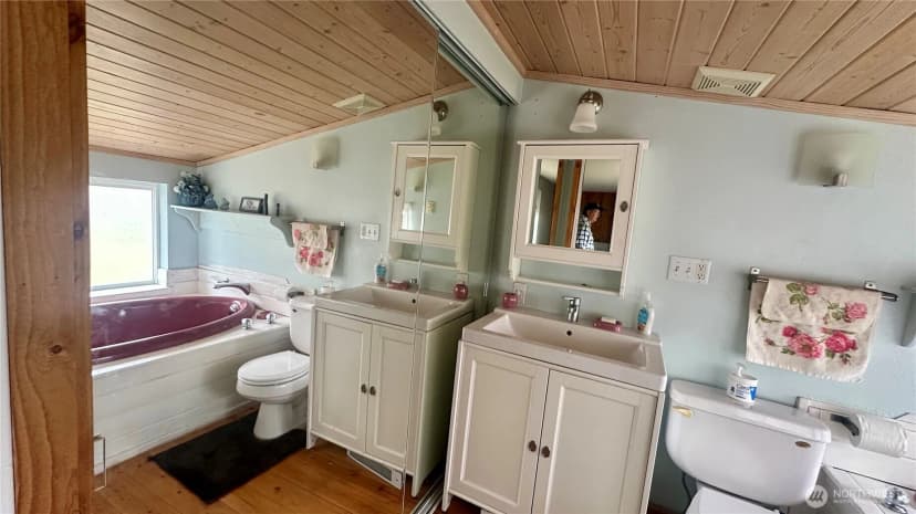Property photo for 400 Bluff Street, Winthrop photo 17