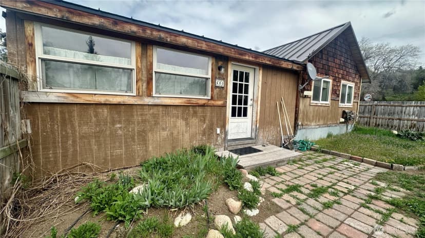 Property photo for 400 Bluff Street, Winthrop photo 21
