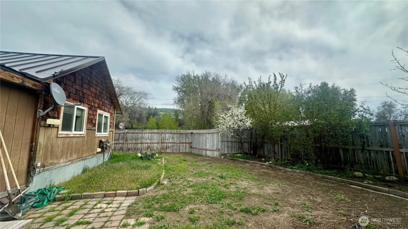 Property photo for 400 Bluff Street, Winthrop photo 38