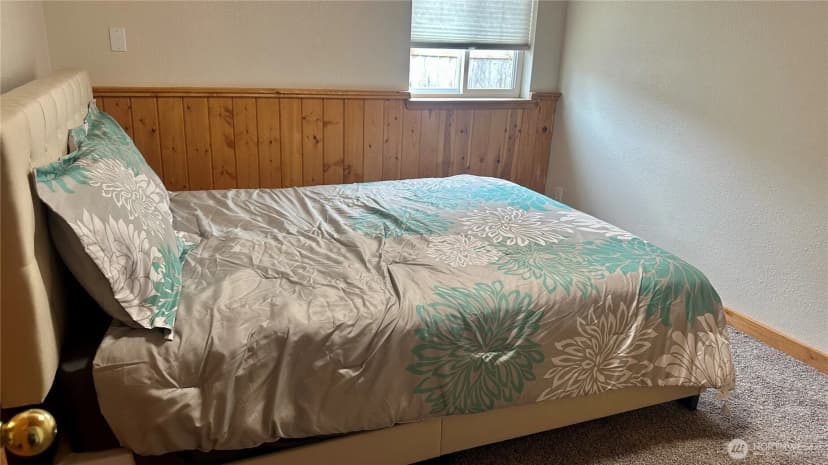 Property photo for 400 Bluff Street, Winthrop photo 18