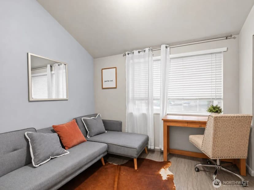 Property photo for 9010 18th Avenue Sw #b, Seattle photo 11
