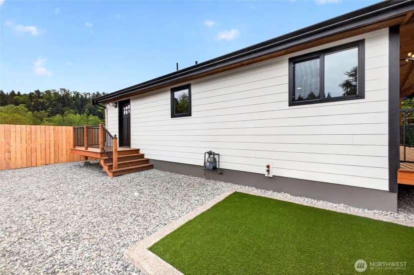 Property photo for 307 Bridge Street Se, Orting photo 19