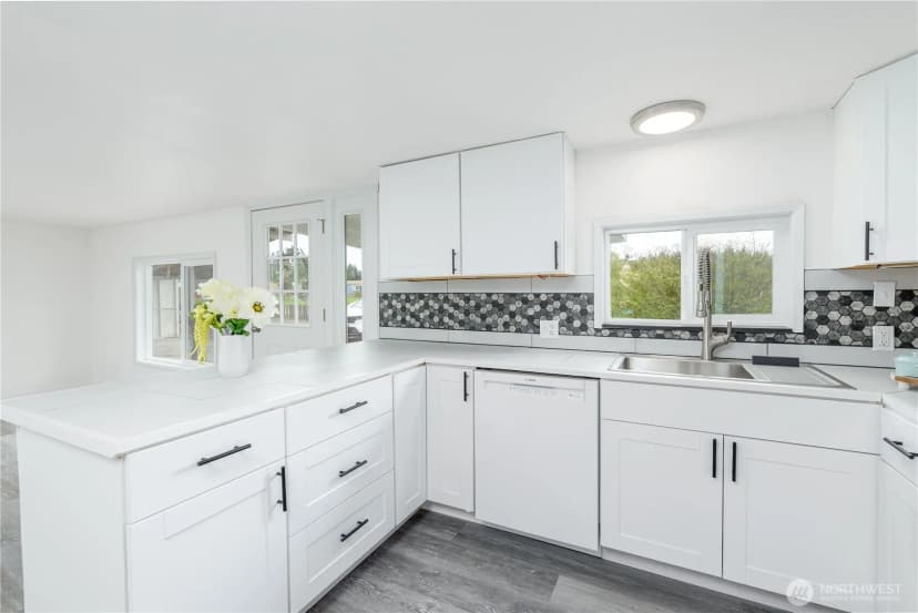 Property photo for 251 Washington Harbor Rd, Sequim photo 11