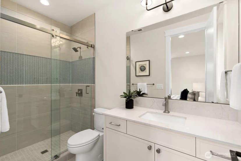 Property photo for 10630 Se 22nd Street, Bellevue photo 26