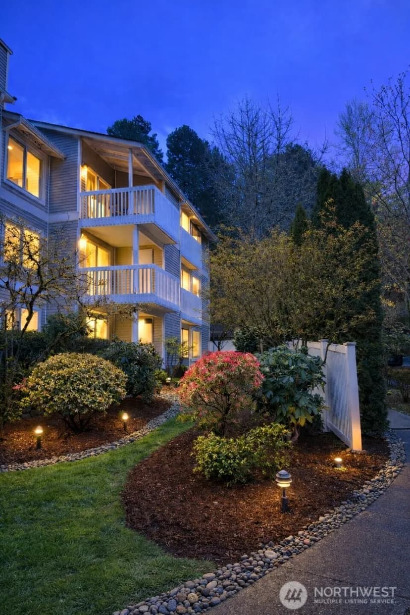 Property photo for 4515 125th Avenue Se #b306, Bellevue photo 32