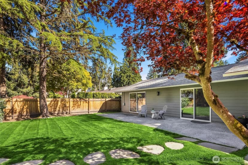 Property photo for 14714 Ne 10th Street, Bellevue photo 32