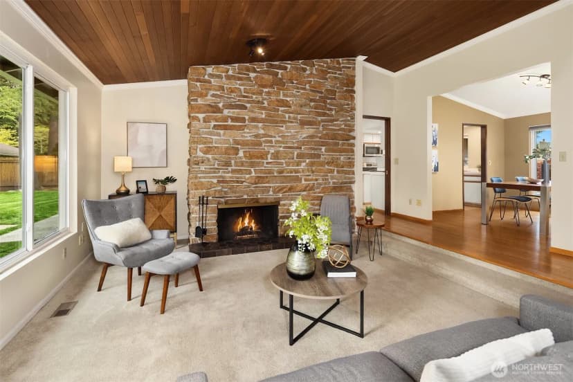 Property photo for 14714 Ne 10th Street, Bellevue photo 4