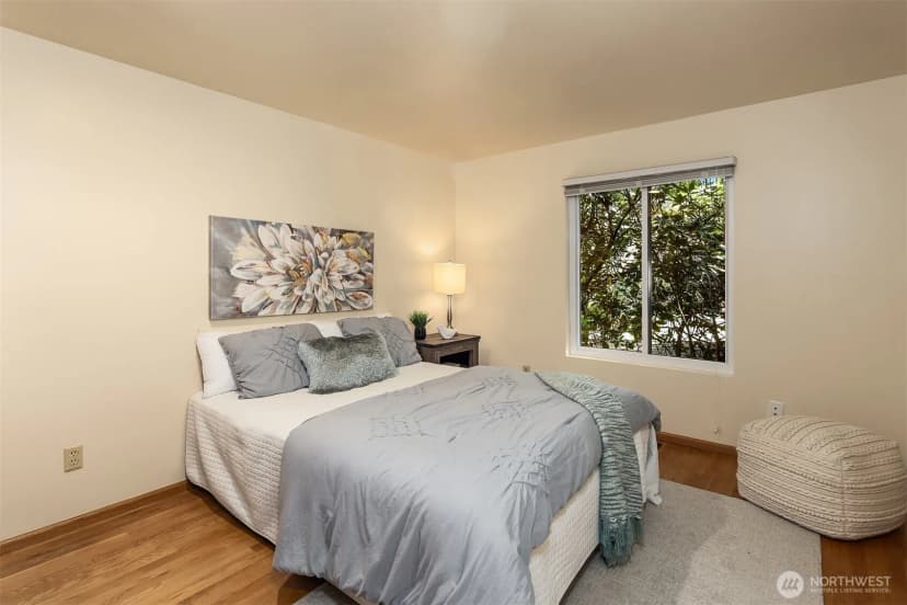 Property photo for 14714 Ne 10th Street, Bellevue photo 25