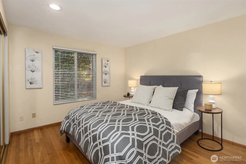 Property photo for 14714 Ne 10th Street, Bellevue photo 24