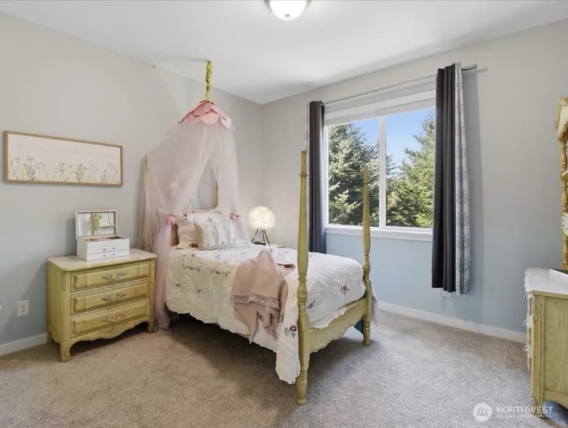 Property photo for 9125 Satterlee Avenue Se, Snoqualmie photo 17