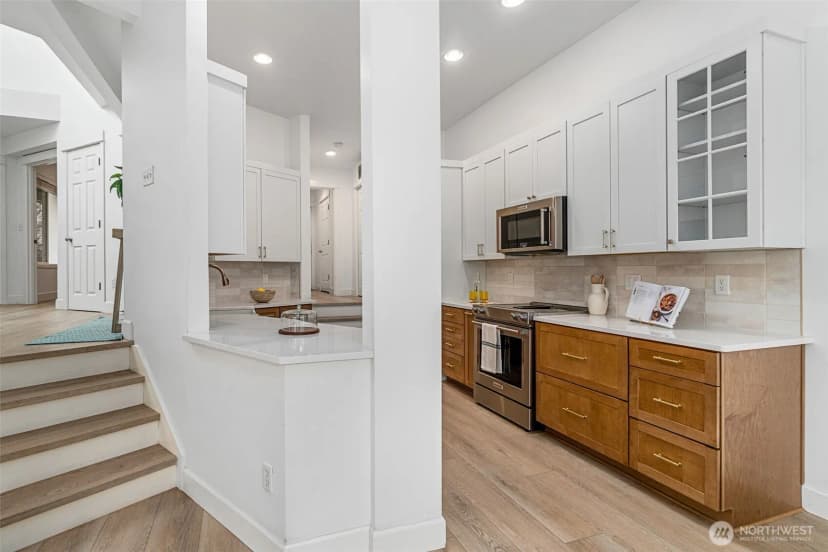 Property photo for 11423 Ne 86th Street, Kirkland photo 15