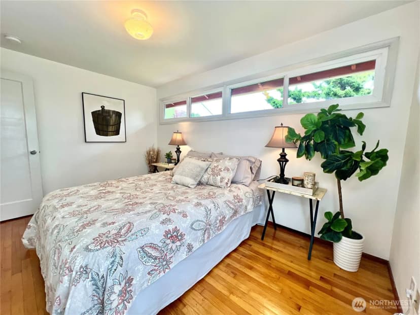 Property photo for 7919 45th Avenue S, Seattle photo 12