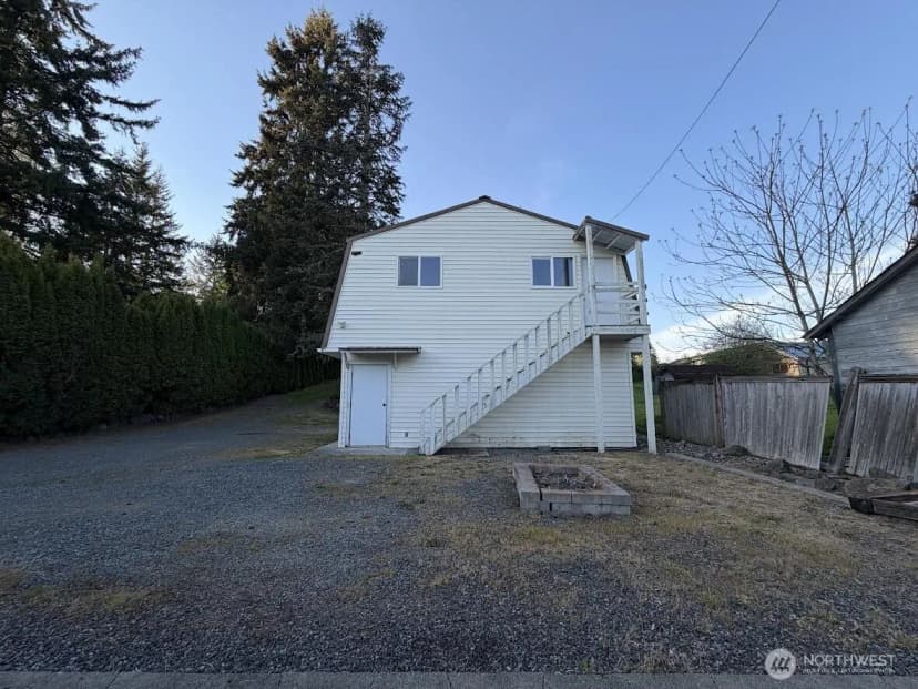 Property photo for 12105 20th St Ne, Lake Stevens photo 15