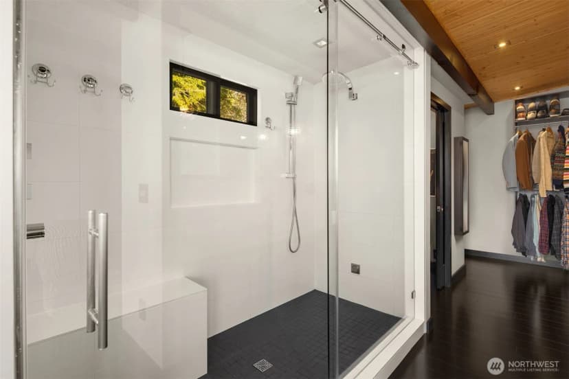 Property photo for 3831 58th Avenue Sw, Seattle photo 29