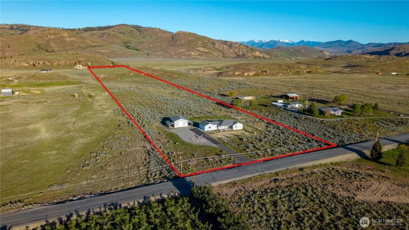 Property photo for 103 Johnson Creek Road, Omak photo 4