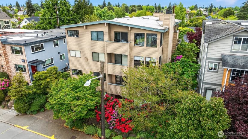 Property photo for 7518 24th Avenue Nw #201, Seattle photo 25