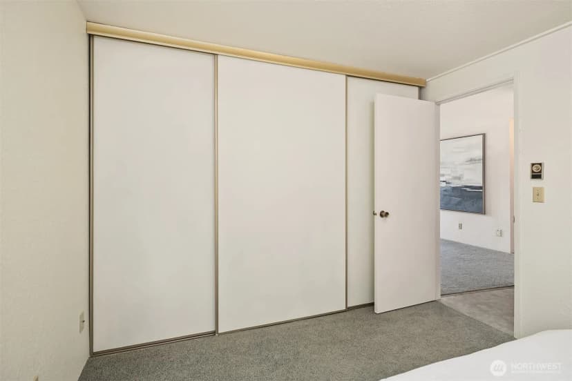 Property photo for 7518 24th Avenue Nw #201, Seattle photo 22
