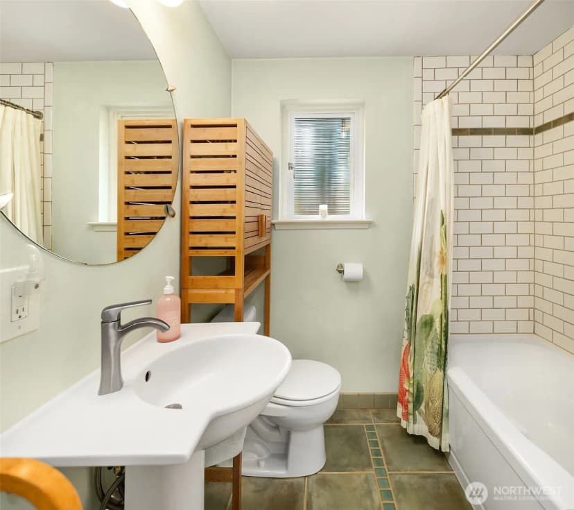 Property photo for 4220 Ne 85th Street, Seattle photo 23