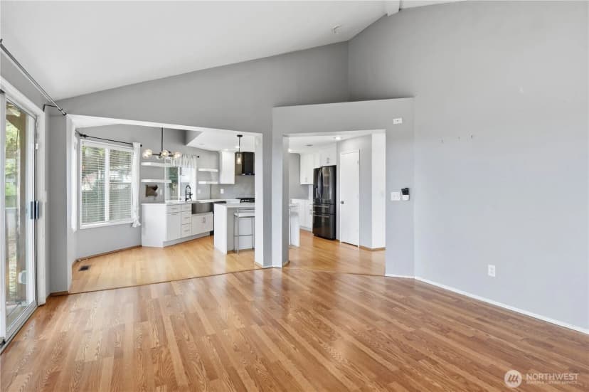Property photo for 21049 103rd Sve Se, Kent photo 14