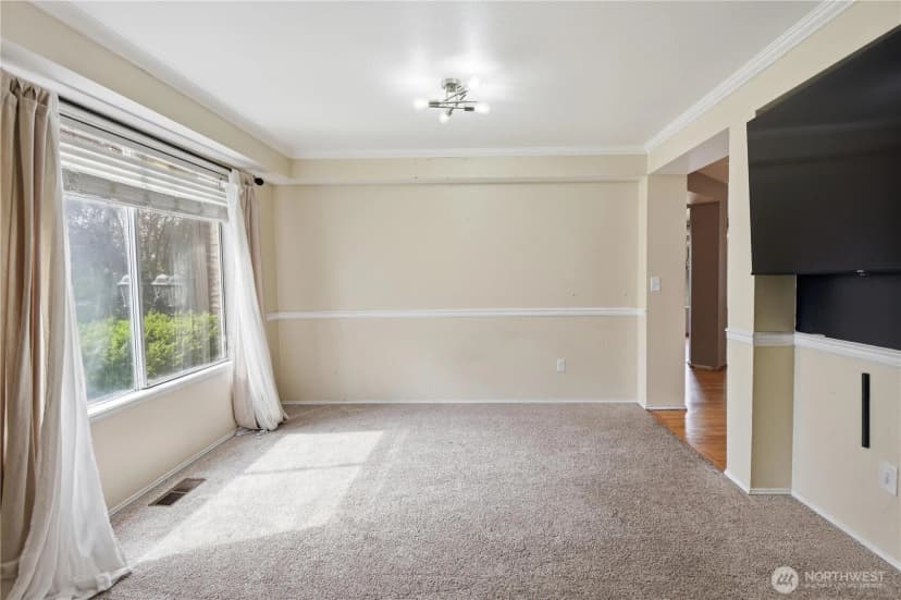 Property photo for 21049 103rd Sve Se, Kent photo 6