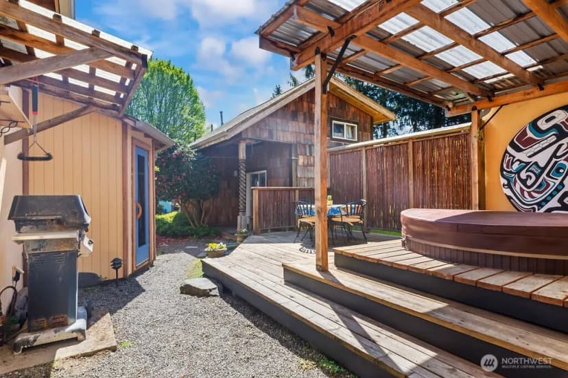 Property photo for 1831 10th Avenue Se, Olympia photo 17