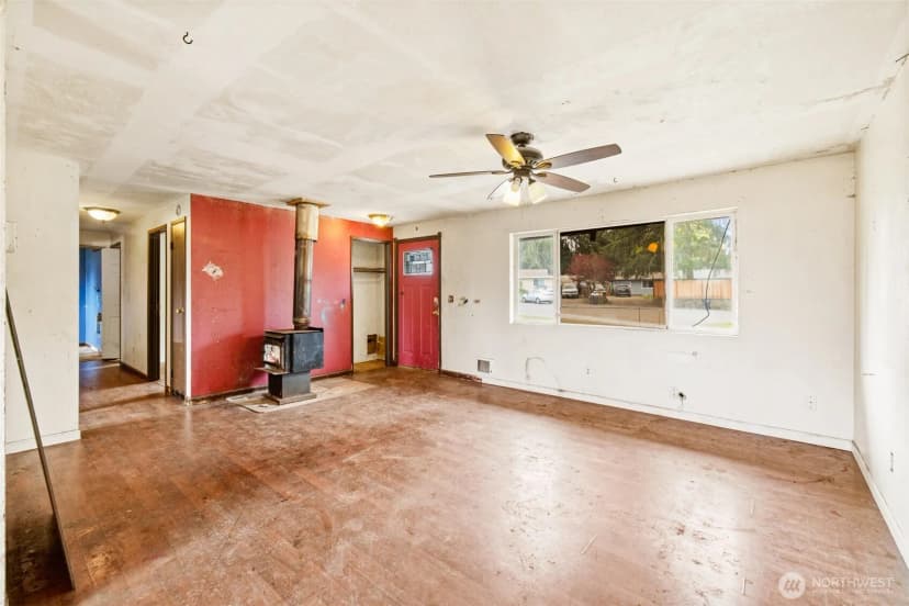 Property photo for 31 Sunrise Place, Port Angeles photo 9