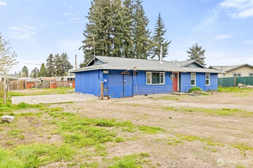 Property photo for 31 Sunrise Place, Port Angeles photo 30