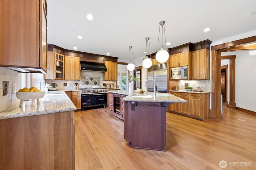 Property photo for 15535 148th Avenue Ne, Woodinville photo 13
