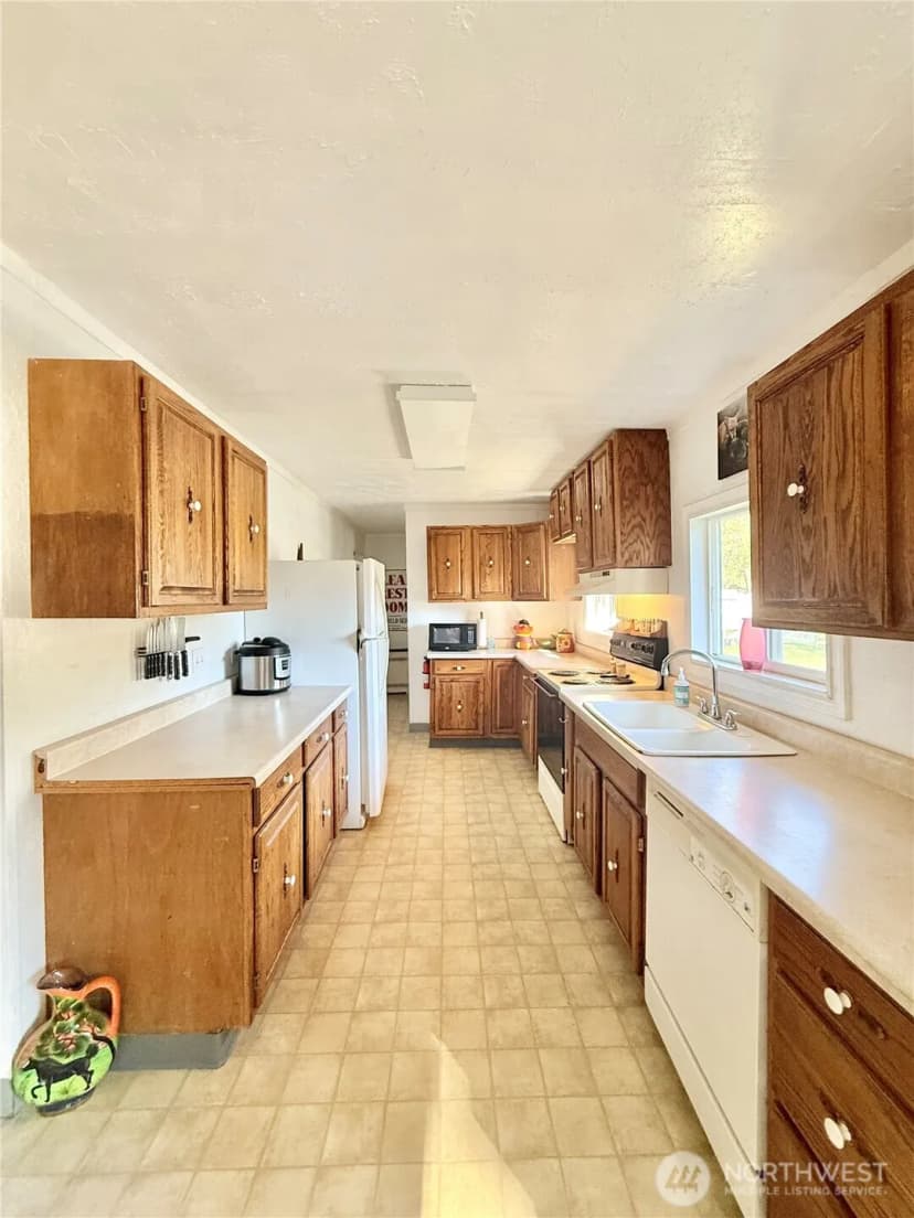 Property photo for 1092 Aeneas Valley Road, Tonasket photo 22