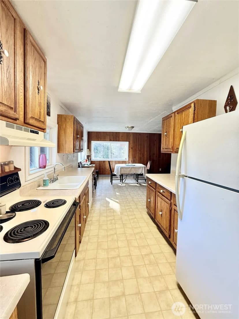 Property photo for 1092 Aeneas Valley Road, Tonasket photo 23