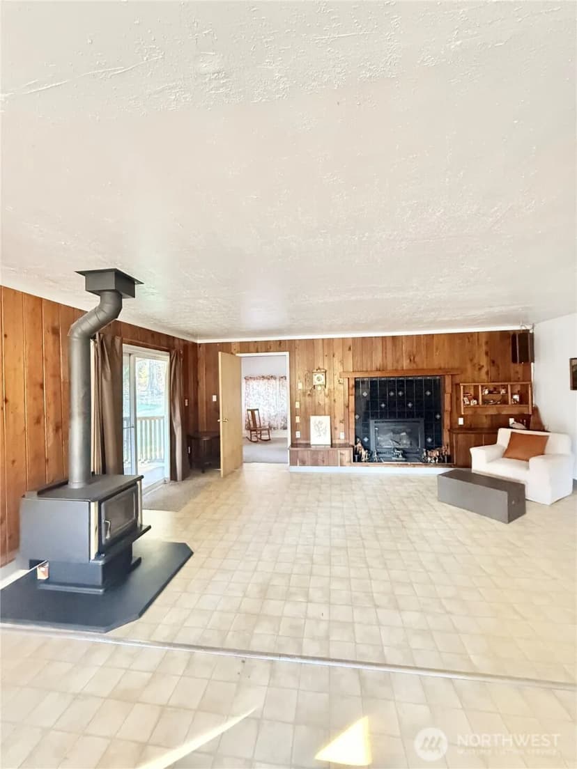 Property photo for 1092 Aeneas Valley Road, Tonasket photo 19