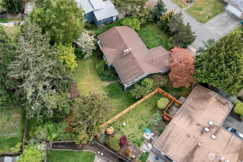 Property photo for 258 Sw 176th Place, Normandy Park photo 36