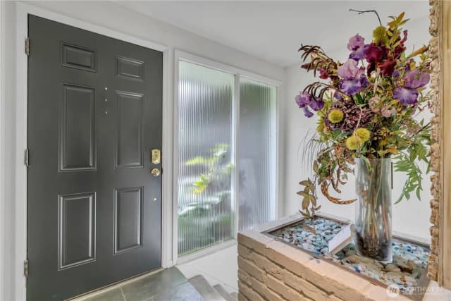 Property photo for 258 Sw 176th Place, Normandy Park photo 3