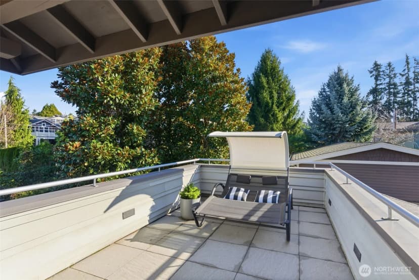Property photo for 1204 6th Street W, Kirkland photo 17