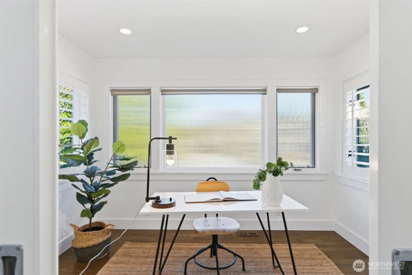 Property photo for 1204 6th Street W, Kirkland photo 15