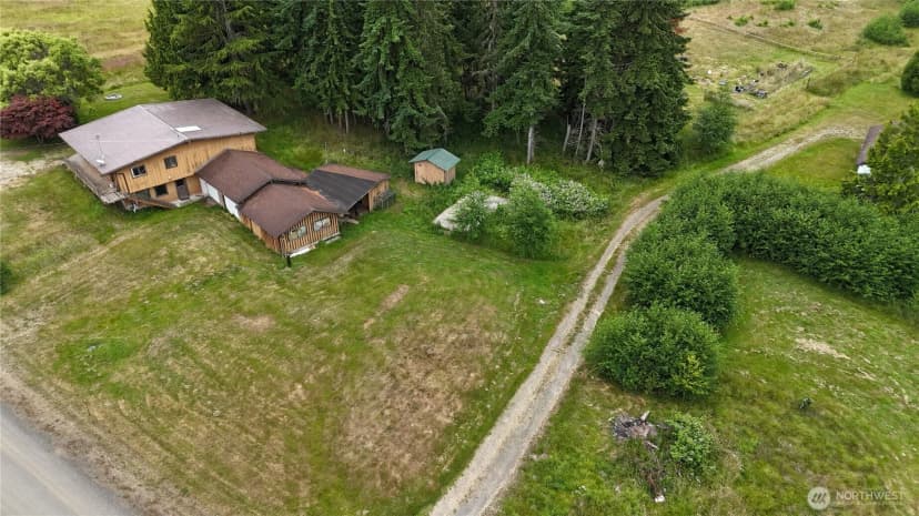 Property photo for 663 Whiskey Creek Beach Road, Port Angeles photo 37