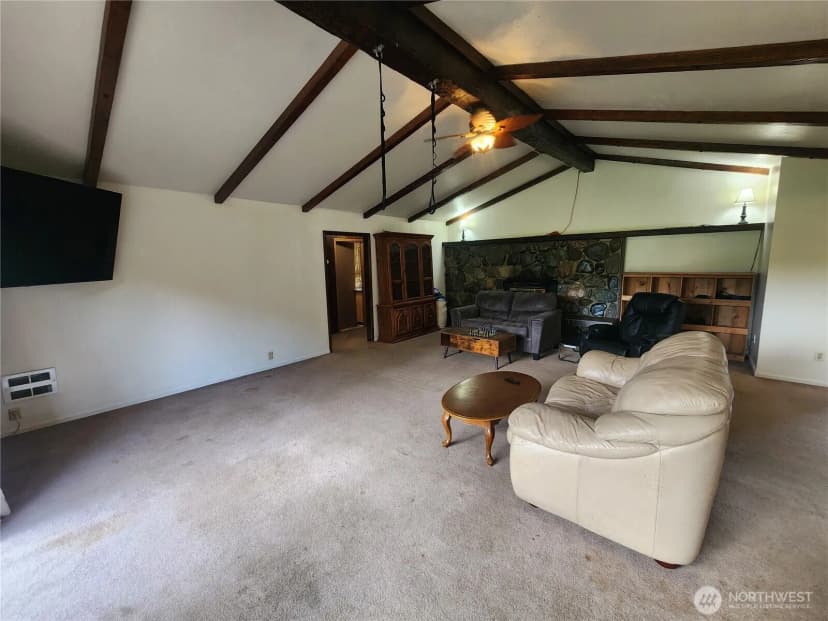 Property photo for 663 Whiskey Creek Beach Road, Port Angeles photo 8