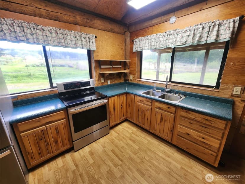 Property photo for 663 Whiskey Creek Beach Road, Port Angeles photo 25