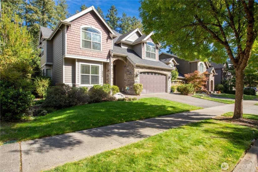 Property photo for 3930 Cameron Drive Ne, Lacey photo 2