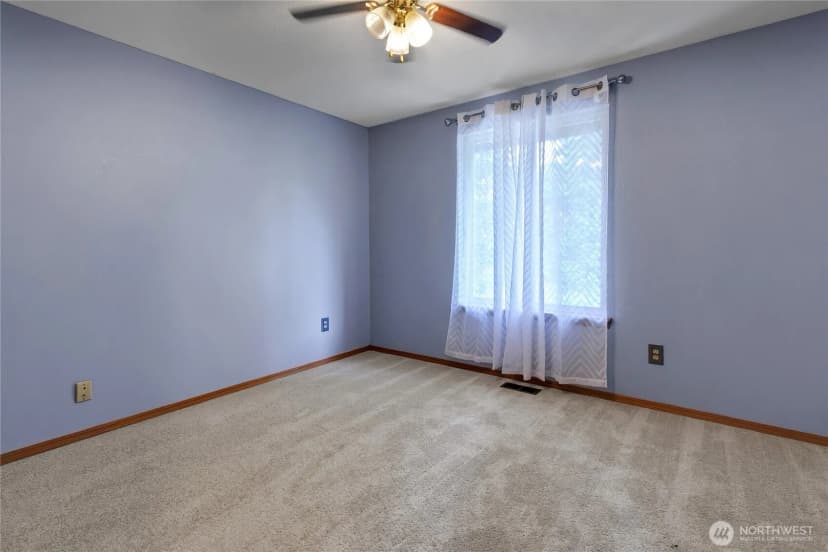 Property photo for 800 19th Avenue Se, Puyallup photo 23