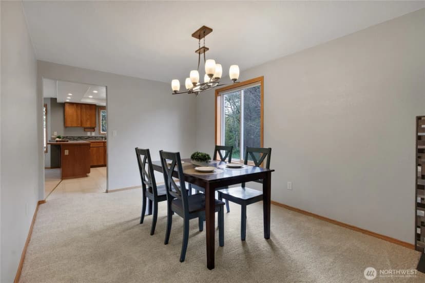 Property photo for 800 19th Avenue Se, Puyallup photo 10