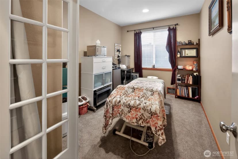 Property photo for 11221 Se 216th Street, Kent photo 12