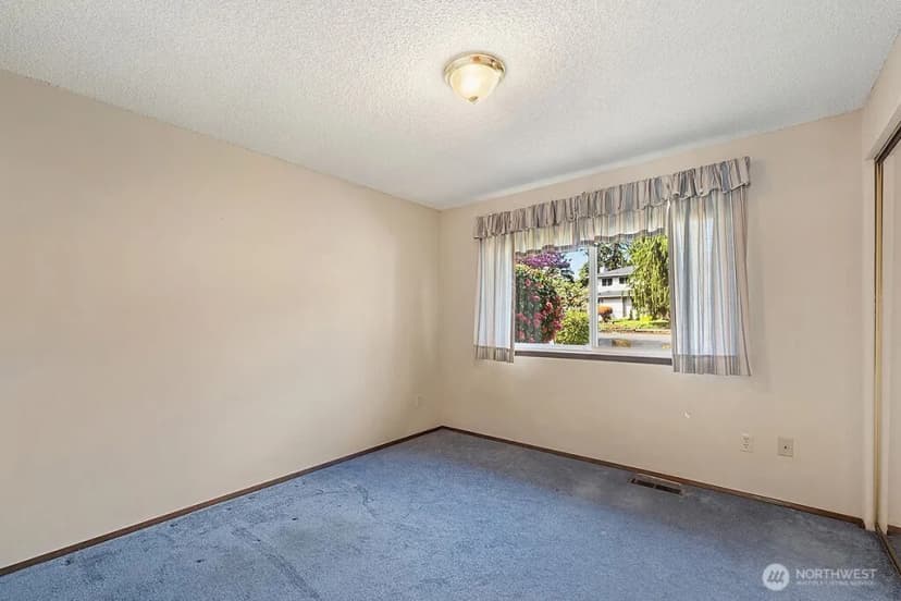 Property photo for 11213 98th Avenue Sw, Lakewood photo 17